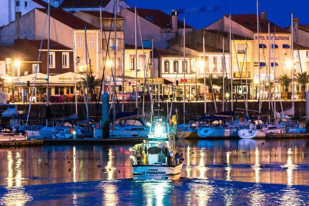 Maison Proche Plages, Port Et Tous Commerces لي سابلِ دولونْ المظهر الخارجي الصورة